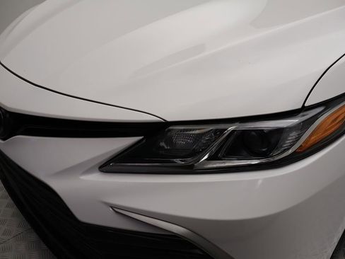Certified 2023 Toyota Camry LE FWD image 3