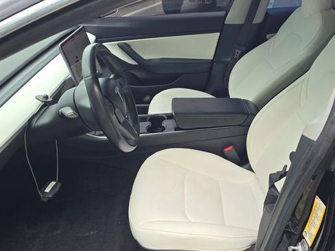 Used 2019 Tesla Model 3 Long Range RWD image 5
