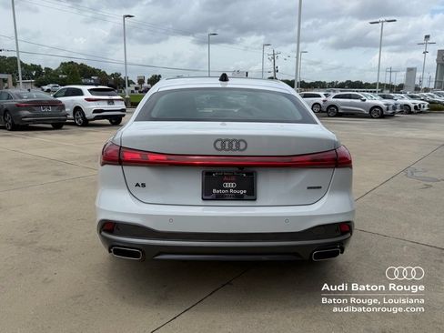 Used 2025 Audi A5 2.0T Prestige w/ 19" Wheel Package AWD/4WD image 4