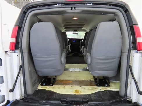 Used 2016 Chevrolet Express 3500 LT w/ LT Preferred Equipment Group image 12