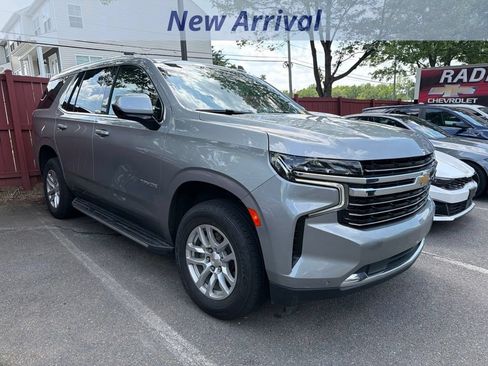 Used 2024 Chevrolet Tahoe LT AWD/4WD image 2