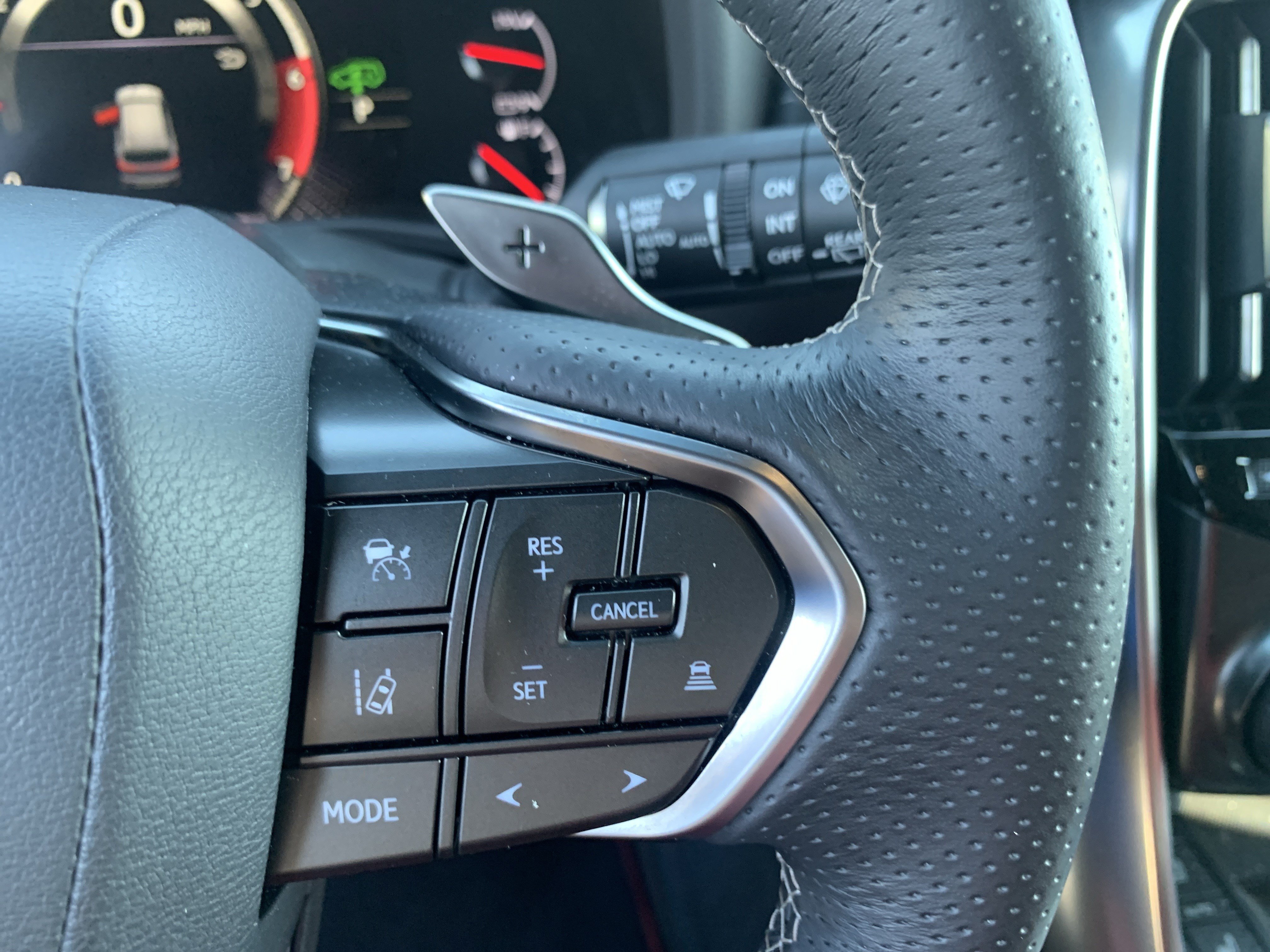 Used 2024 Lexus LX 600 F Sport AWD/4WD image 20