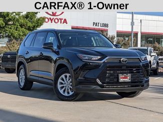 Used 2025 Toyota Grand Highlander AWD video 2