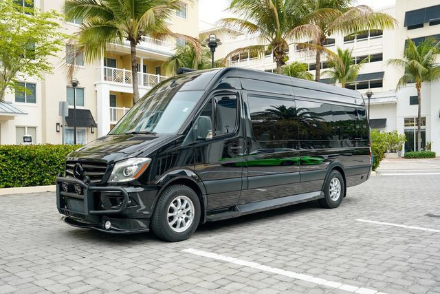 Used 2018 Mercedes-Benz Sprinter 3500 image 8