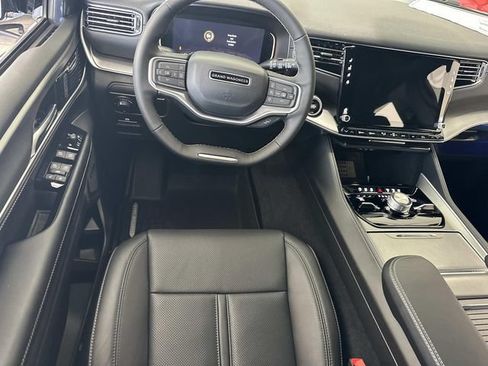 New 2026 Jeep Grand Wagoneer Limited w/ Convenience Group I AWD/4WD image 25