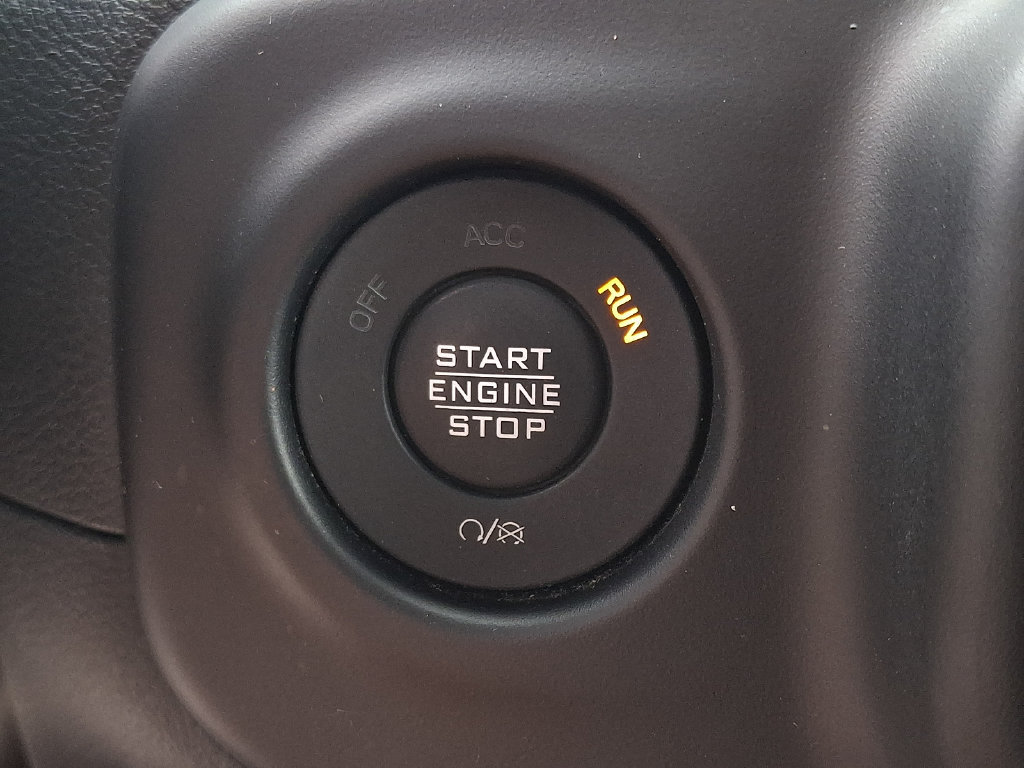 Used 2023 Jeep Wrangler Sport AWD/4WD image 24