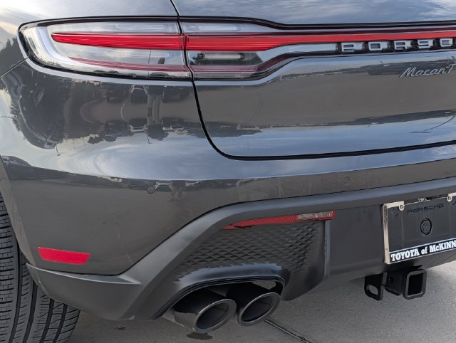 Used 2025 Porsche Macan Turbo AWD/4WD image 8
