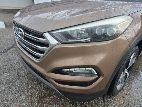 Used 2016 Hyundai Tucson Limited FWD image 34