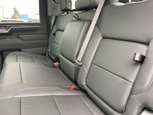 New 2026 GMC Sierra 3500 SLT w/ SLT Premium Package image 25