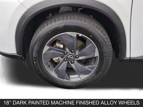 Used 2025 Nissan Rogue SV image 11