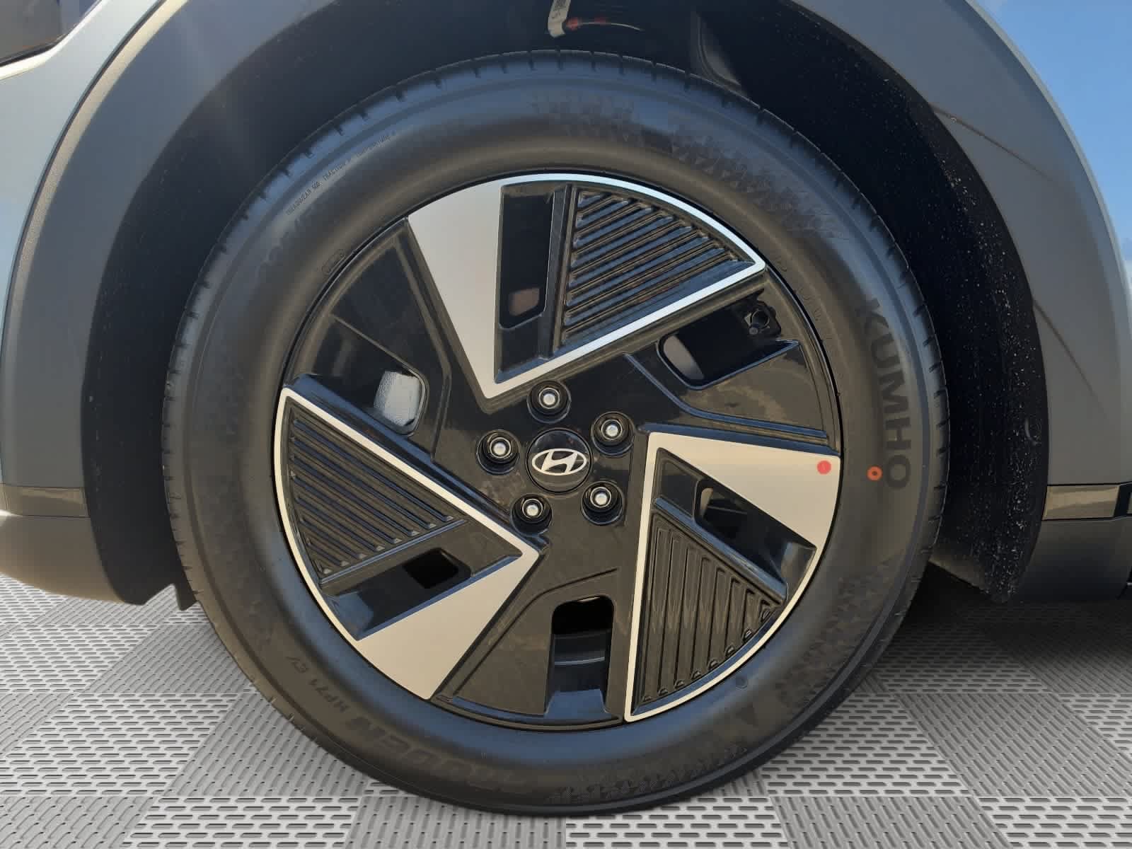 New 2027 Hyundai Ioniq 5 SEL RWD image 11