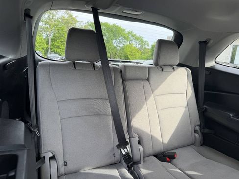 Used 2019 Honda Pilot LX image 26