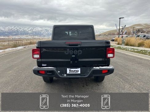 New 2026 Jeep Gladiator Sport image 5