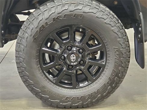 Used 2021 Toyota Tundra SR5 image 9