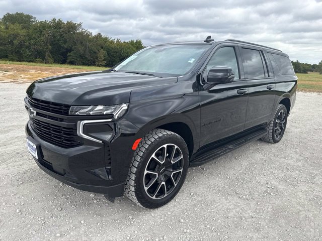 Used 2023 Chevrolet Suburban RST w/ Sport Performance Package AWD/4WD image 1