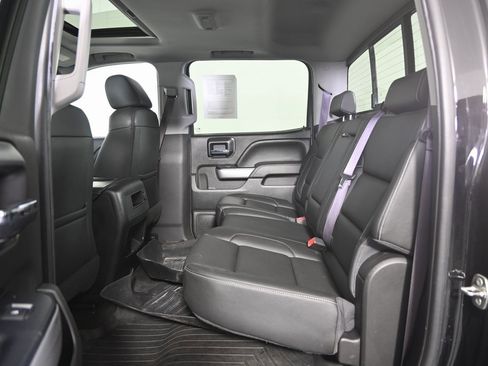 Used 2017 Chevrolet Silverado 1500 LTZ Z71 w/ LTZ Plus Package image 18