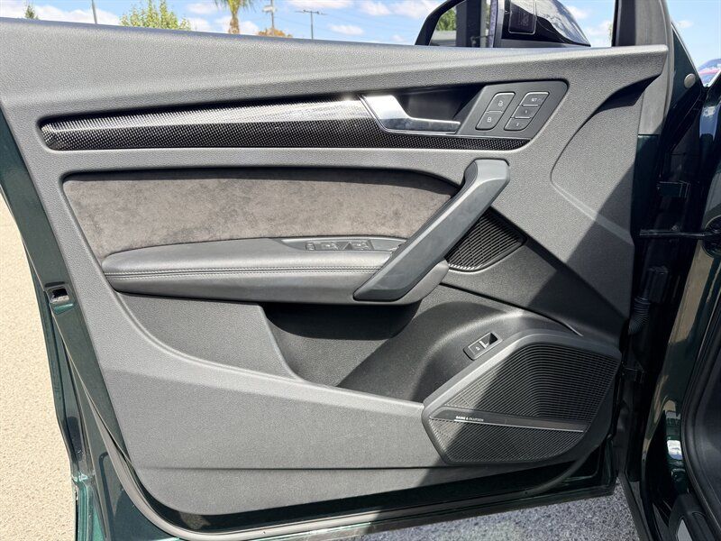 Used 2020 Audi SQ5 Prestige w/ Prestige Package AWD/4WD image 22