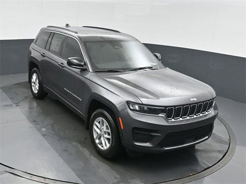 New 2025 Jeep Grand Cherokee Laredo X w/ Luxury Tech Group I image 35