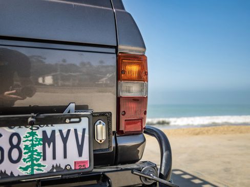 Used 1990 Toyota Land Cruiser AWD/4WD image 12