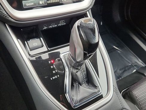 Used 2025 Subaru Outback Premium image 14