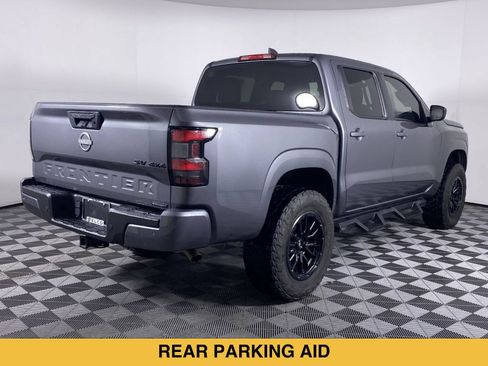 Used 2023 Nissan Frontier SV w/ Midnight Edition Package AWD/4WD image 18