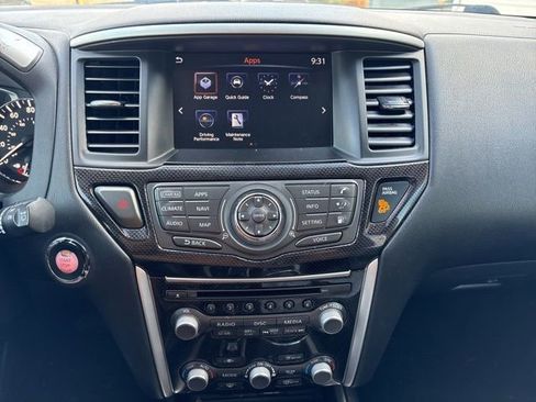 Used 2019 Nissan Pathfinder SL image 13