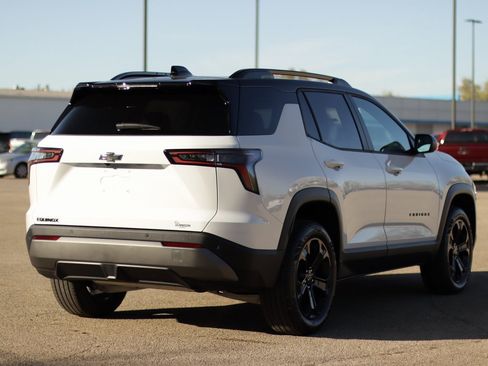 New 2026 Chevrolet Equinox LT w/ Convenience Package II image 7