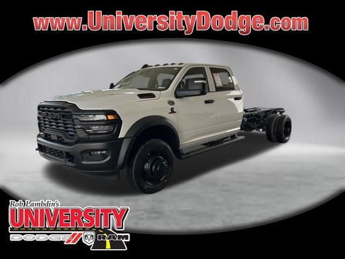 Used 2025 RAM 5500 Tradesman AWD/4WD image 1