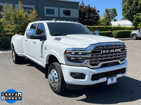 Used 2025 RAM 3500 Longhorn AWD/4WD image 1