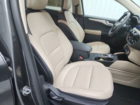 Used 2020 Ford Escape SEL FWD image 37