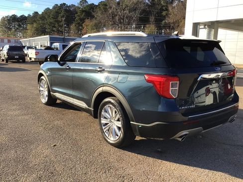 Used 2022 Ford Explorer Limited w/ Equipment Group 301A image 17