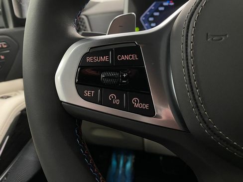 New 2026 BMW X7 M60i image 18