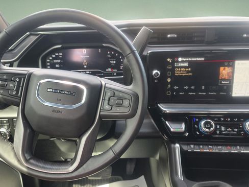 Used 2025 GMC Sierra 2500 Denali Ultimate AWD/4WD image 15