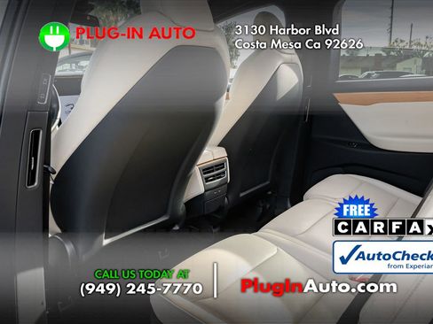 Used 2020 Tesla Model X Long Range image 11