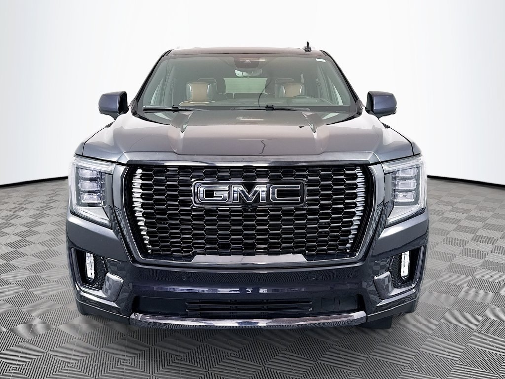 Used 2024 GMC Yukon Denali Ultimate AWD/4WD image 2