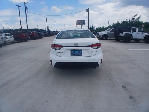 Used 2023 Toyota Corolla LE FWD image 6