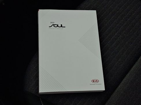 Used 2021 Kia Soul S image 25