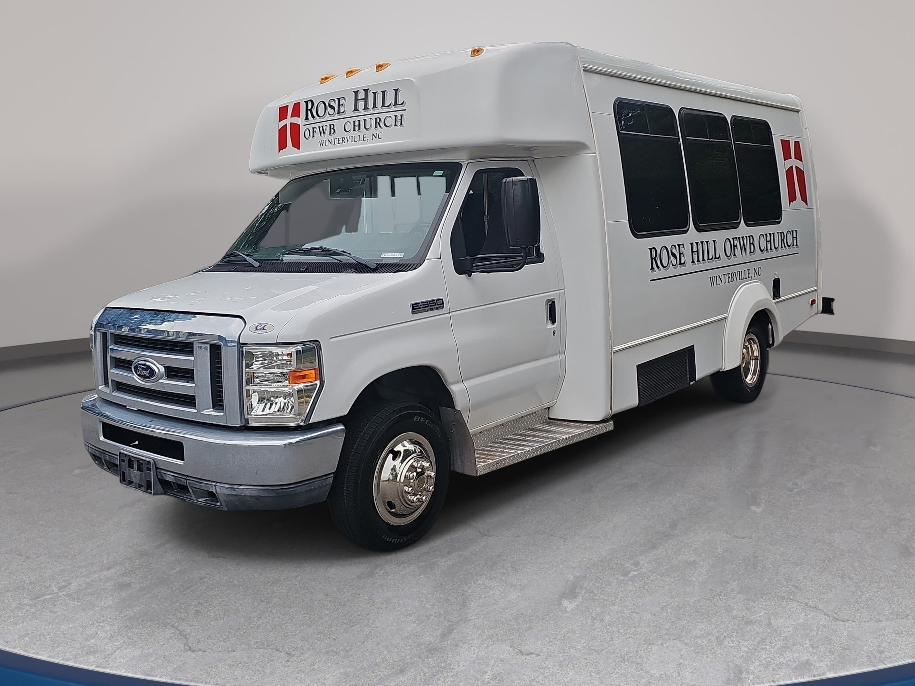 Used 2015 Ford E-350 and Econoline 350 Super Duty w/ Shuttle Bus Prep Package RWD image 1