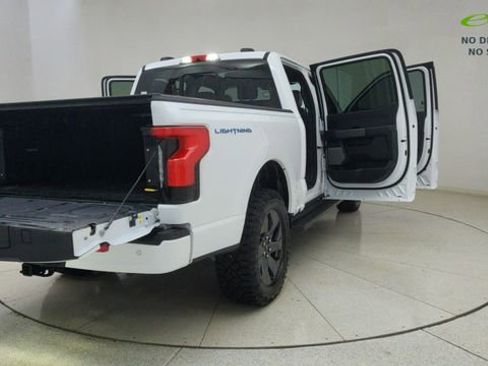 Used 2024 Ford F150 Lightning Lariat AWD/4WD image 73