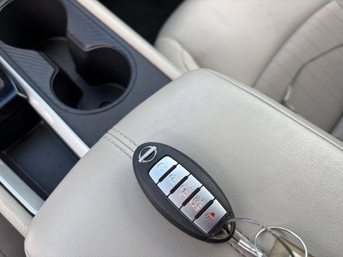 Used 2025 Nissan Altima 2.5 SV FWD image 20