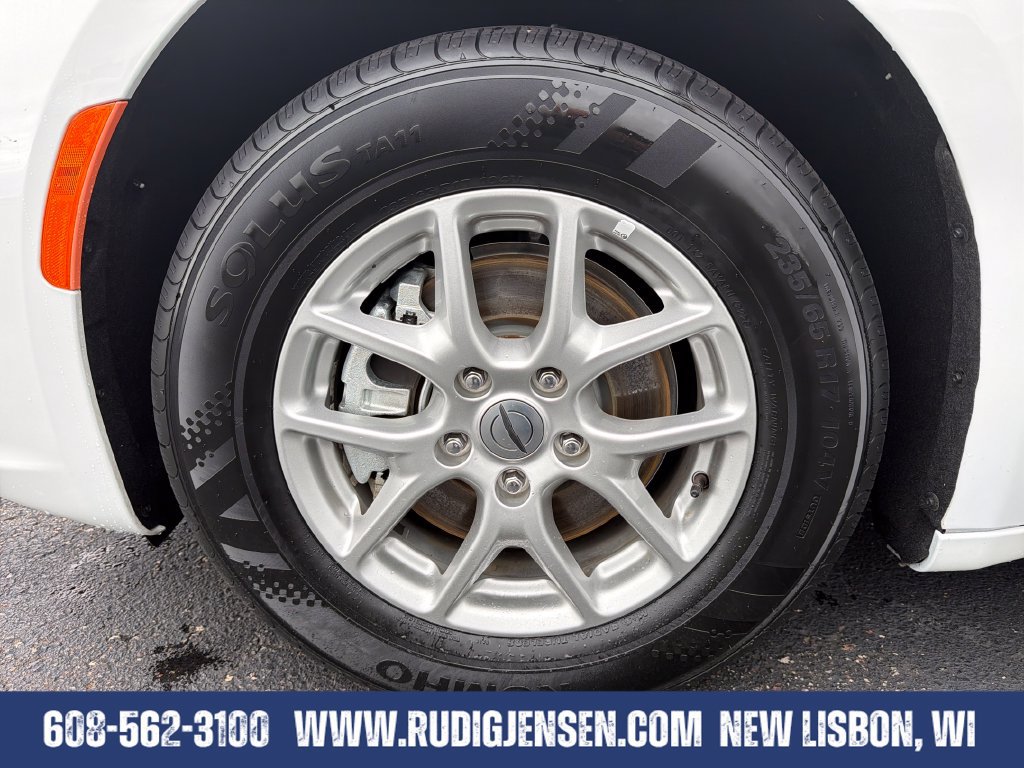 Used 2025 Chrysler Pacifica Select FWD image 25