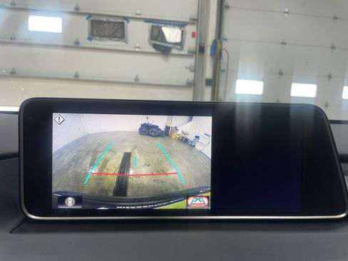 Used 2019 Lexus RX 450h AWD image 7