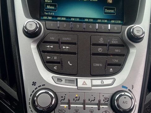 Used 2014 Chevrolet Equinox LT w/ Driver Convenience Package image 25