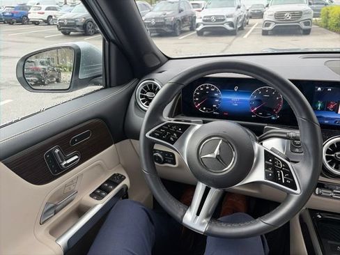 Used 2026 Mercedes-Benz GLB 250 image 22