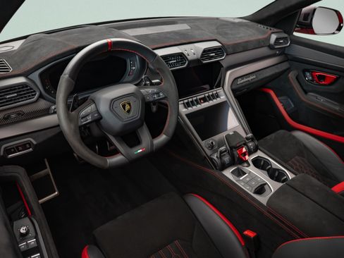 Used 2024 Lamborghini Urus Performante AWD/4WD image 12