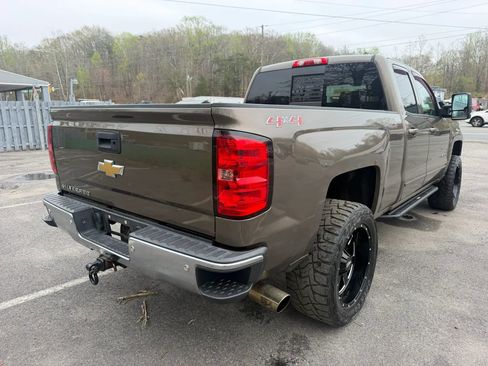 Used 2015 Chevrolet Silverado 1500 LT w/ LT Convenience Package image 9