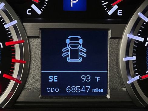 Used 2017 Toyota 4Runner Limited AWD/4WD image 18