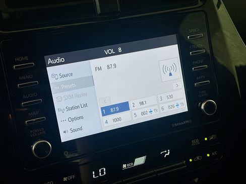 Used 2021 Toyota Prius LE FWD image 21