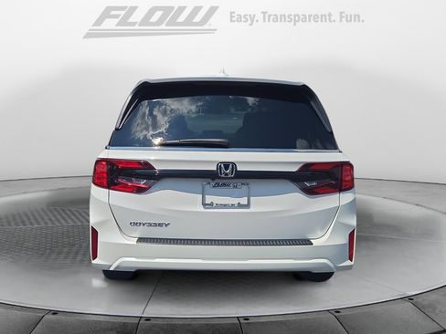 Used 2026 Honda Odyssey EX-L image 6