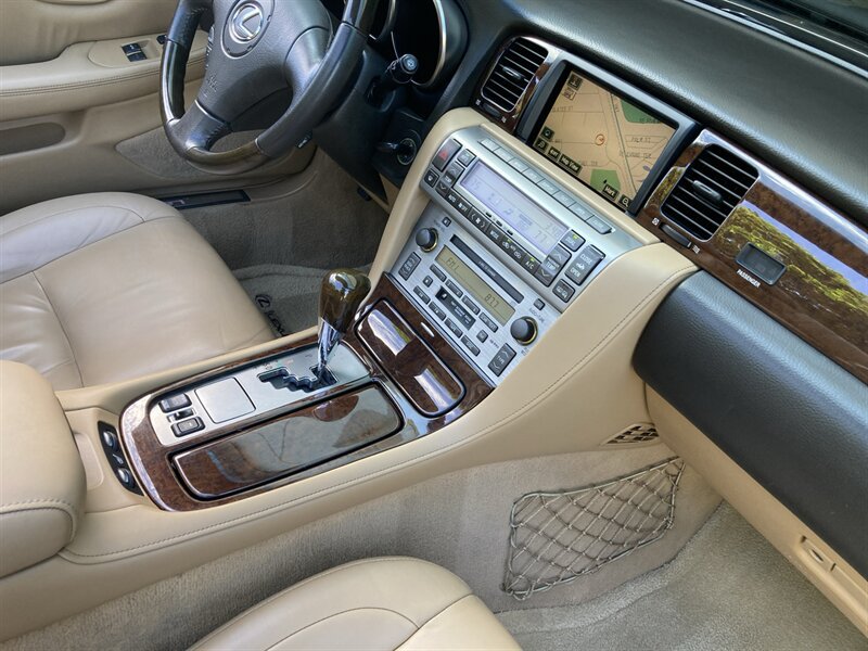 Used 2007 Lexus SC 430 Convertible RWD image 30